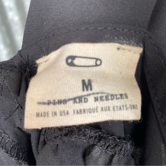 Pins and Needles Black Bow Tank Top Size Medium - Picture 3 of 4